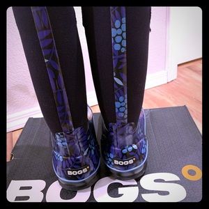 NEW BOGS SIZE 9 in box